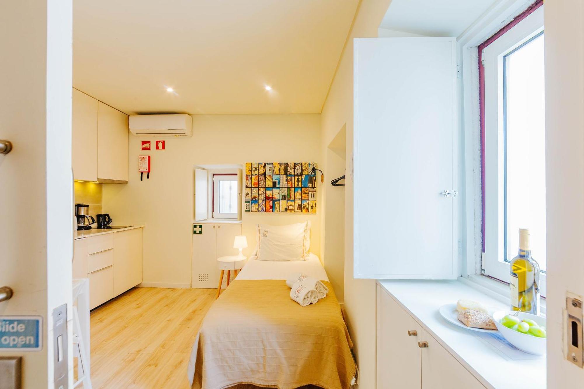 Rent4Rest Lisbon Downtown Tiny Studio Apartments エクステリア 写真