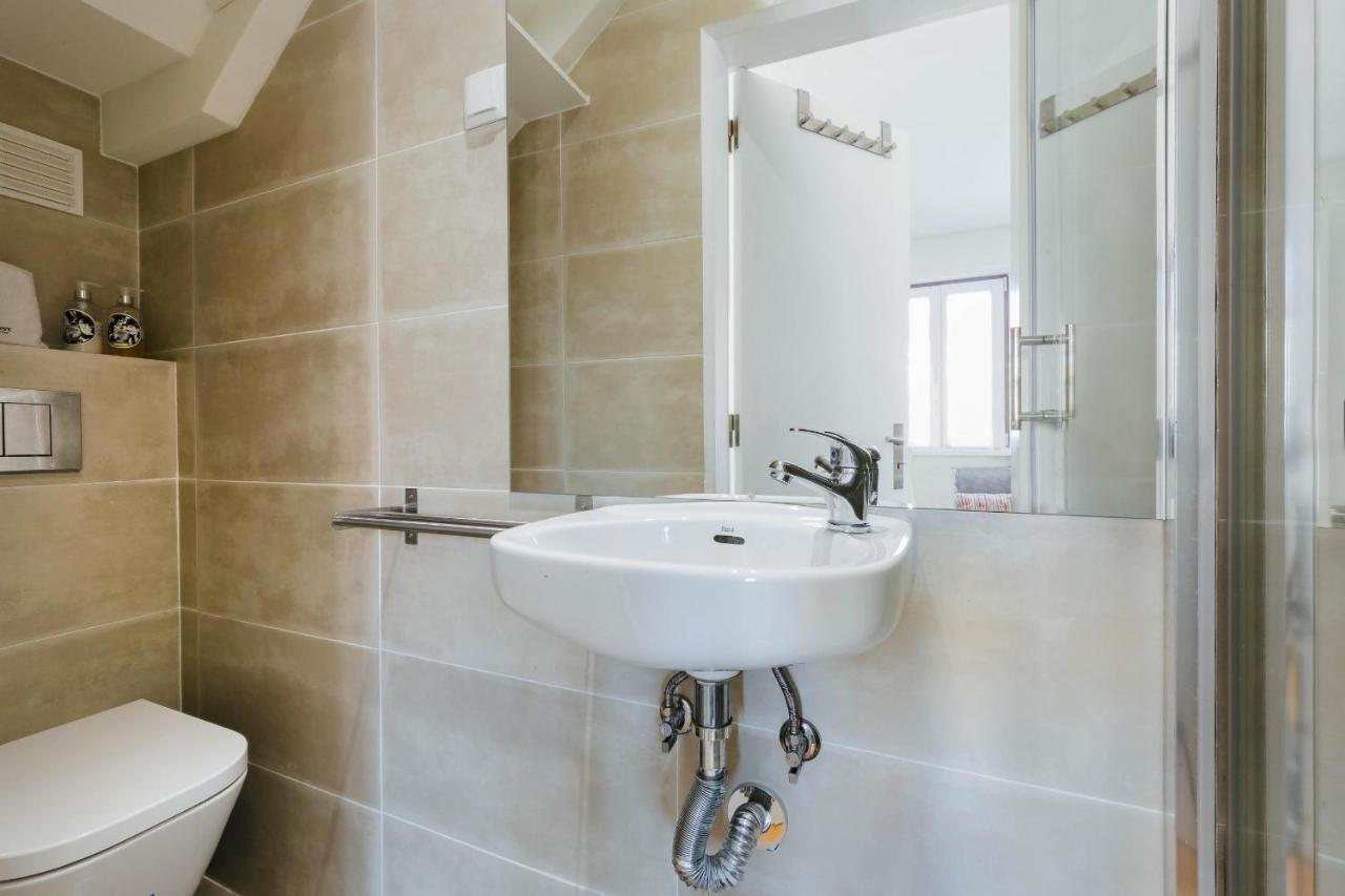Rent4Rest Lisbon Downtown Tiny Studio Apartments エクステリア 写真